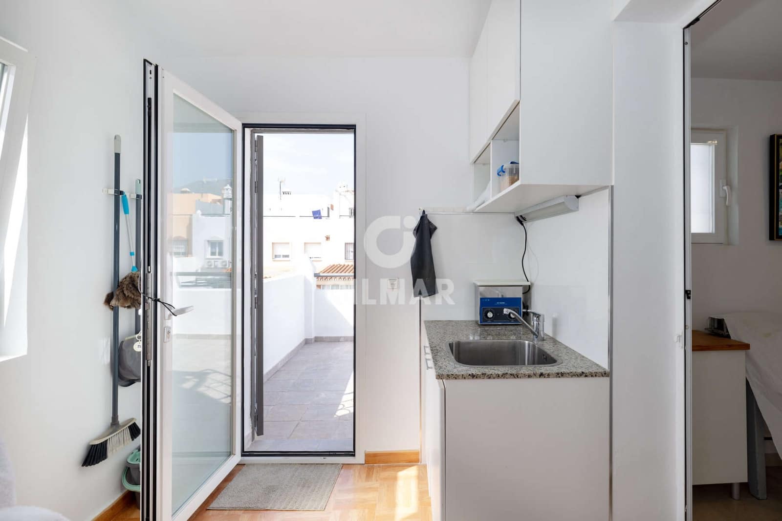 4 chambre Villa/Maison Semi-Mitoyenne à vendre à Estepona avec garage - 768 000 € (Ref: 9652414)