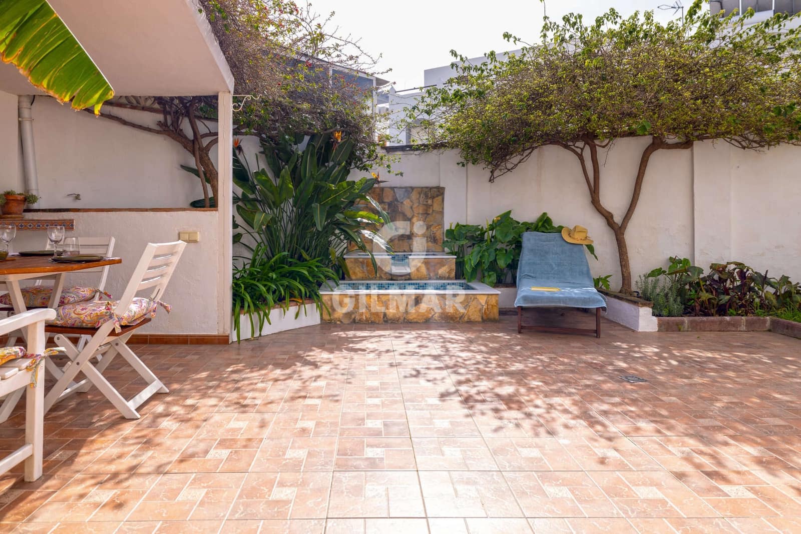 4 chambre Villa/Maison Semi-Mitoyenne à vendre à Estepona avec garage - 768 000 € (Ref: 9652414)