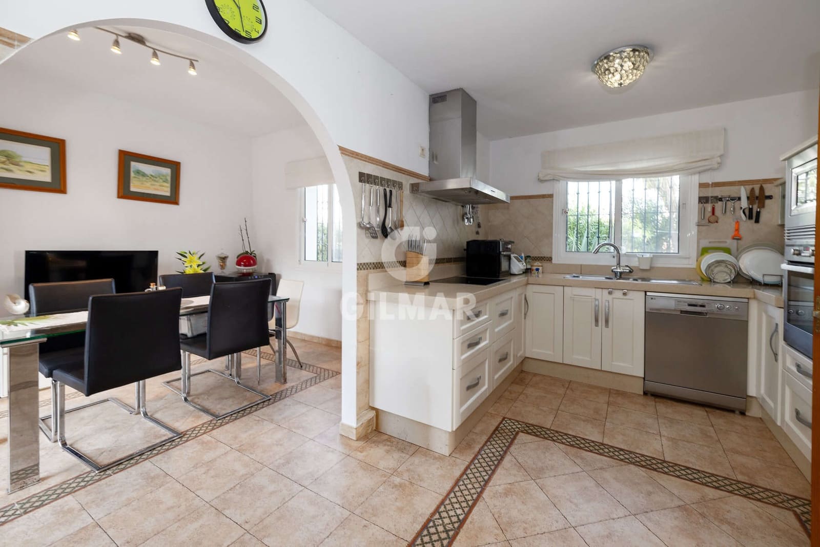 Chalet de 5 habitaciones en Bahia de Casares en venta con piscina - 1.200.000 € (Ref: 9652415)