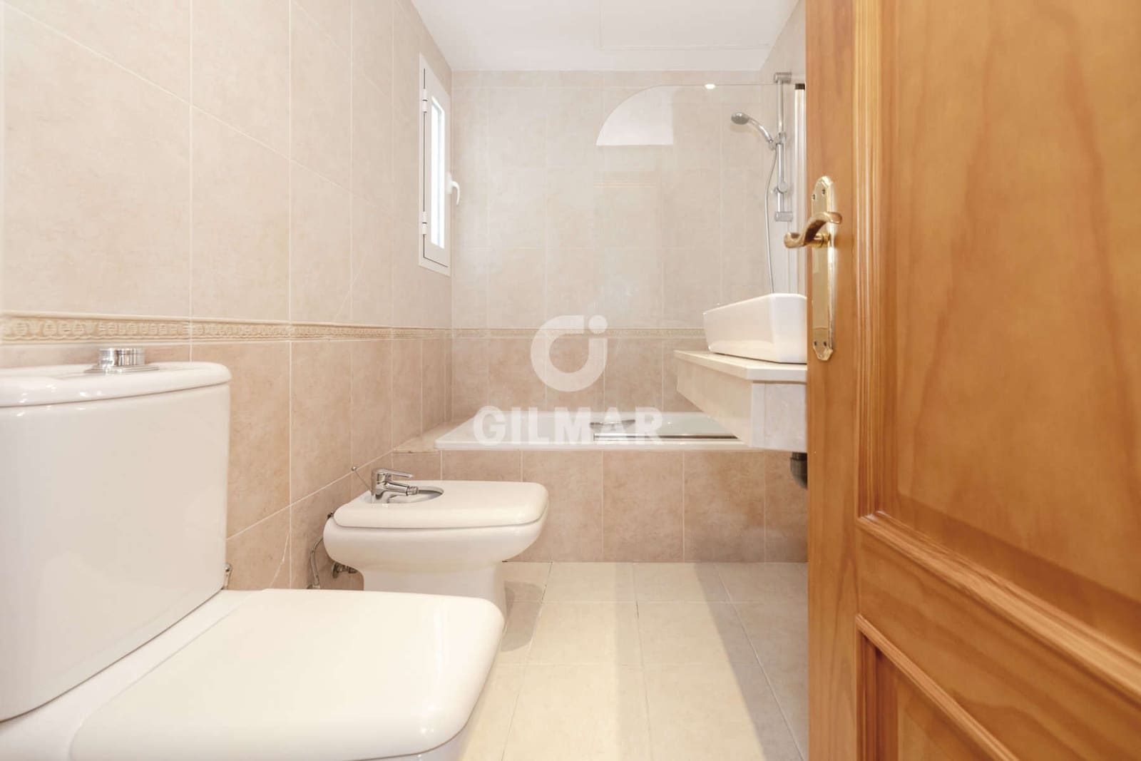 Chalet de 5 habitaciones en Bahia de Casares en venta con piscina - 1.200.000 € (Ref: 9652415)