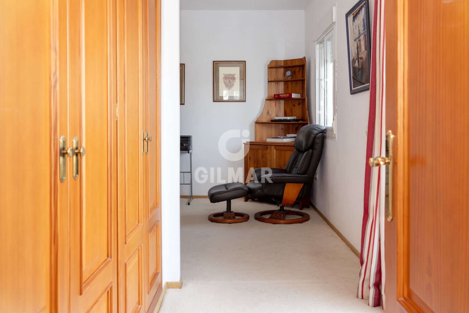 Chalet de 5 habitaciones en Bahia de Casares en venta con piscina - 1.200.000 € (Ref: 9652415)