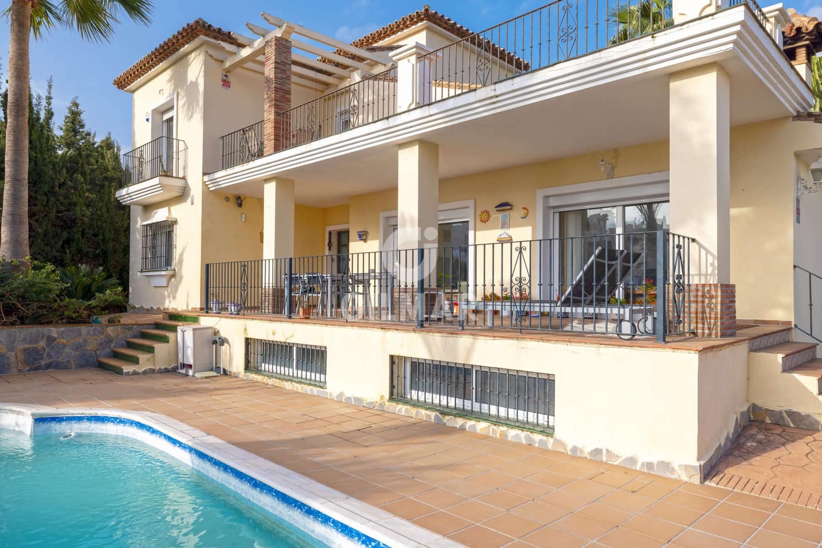 Chalet de 5 habitaciones en Bahia de Casares en venta con piscina - 1.200.000 € (Ref: 9652415)