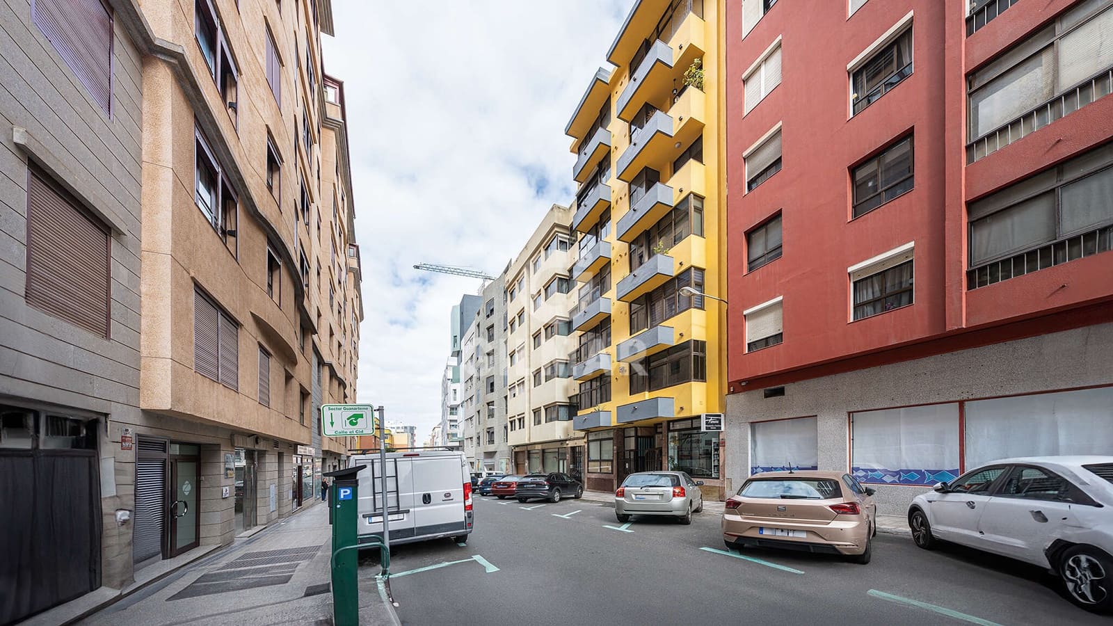 2 slaapkamer Flat te koop in Las Palmas de Gran Canaria - € 248.000 (Ref: 9654354)