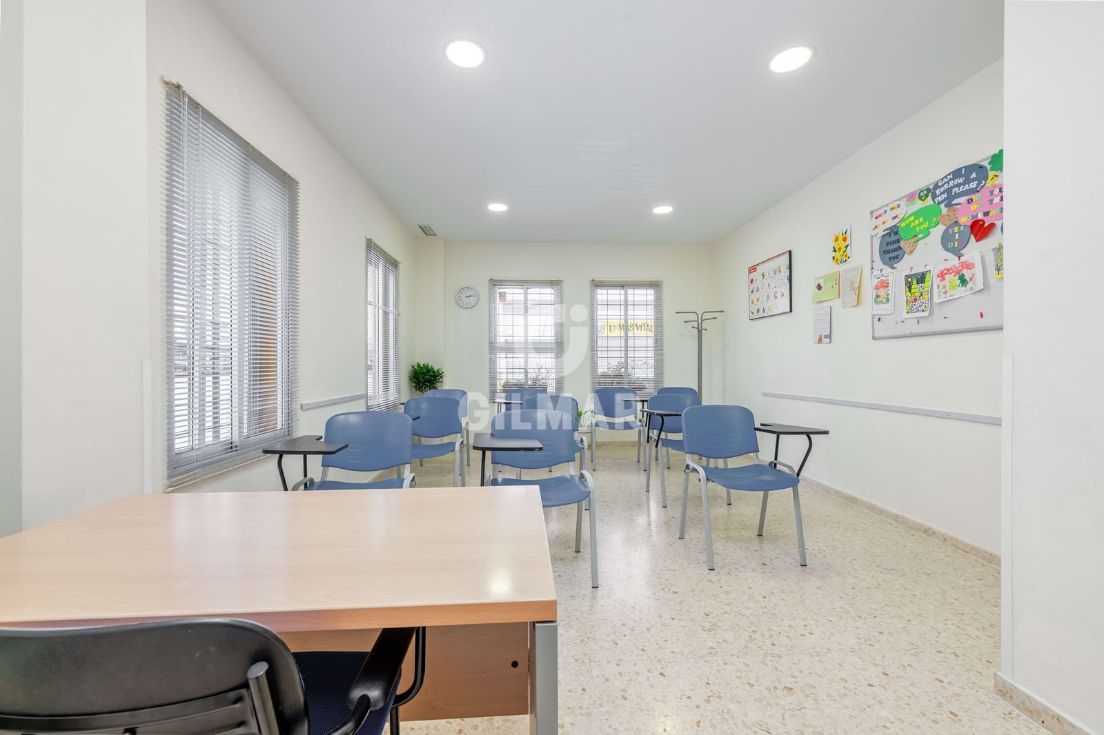 Erhverv til salg i El Puerto de Santa Maria - € 450.000 (Ref: 9654355)