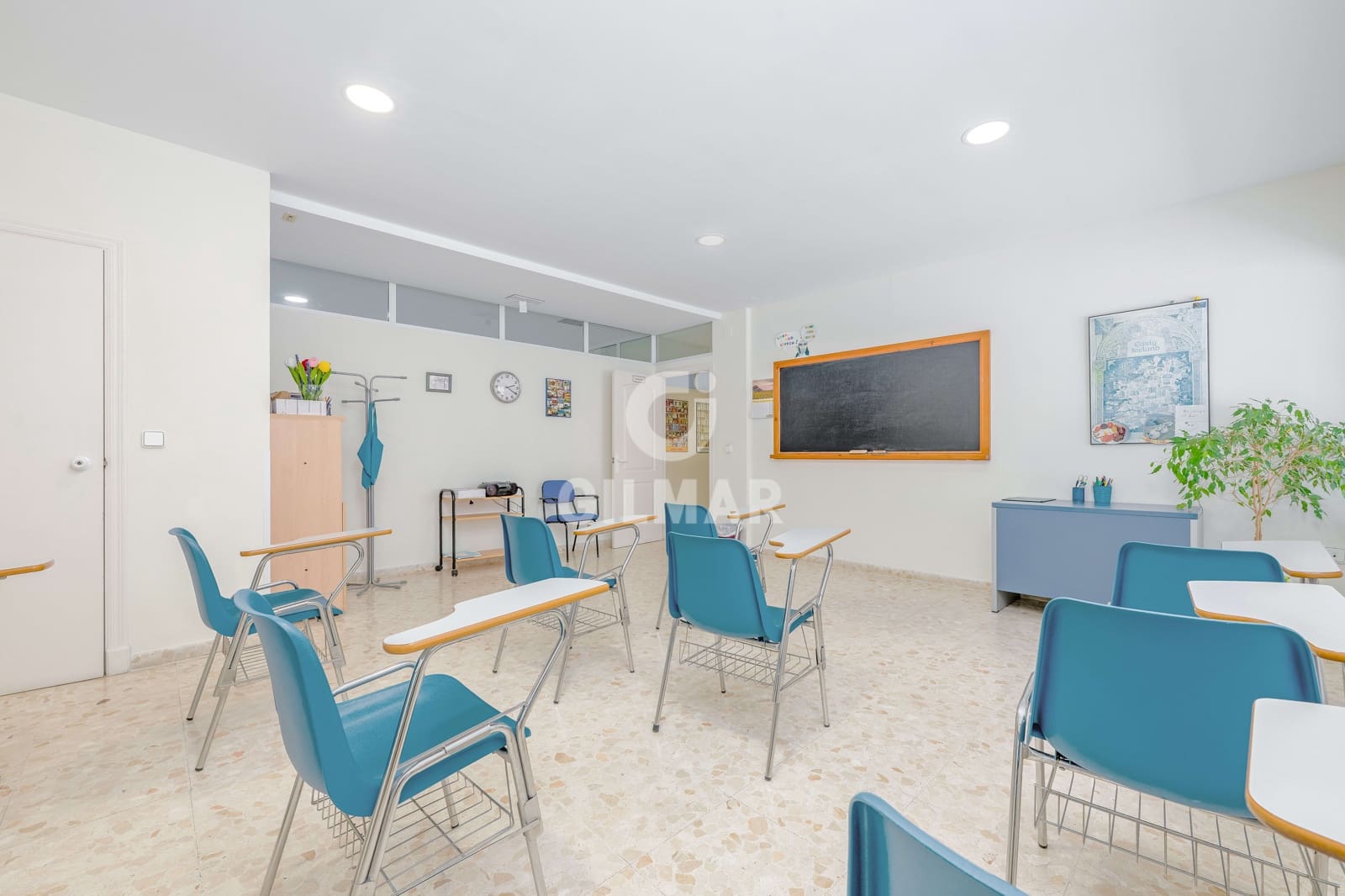 Erhverv til salg i El Puerto de Santa Maria - € 450.000 (Ref: 9654355)
