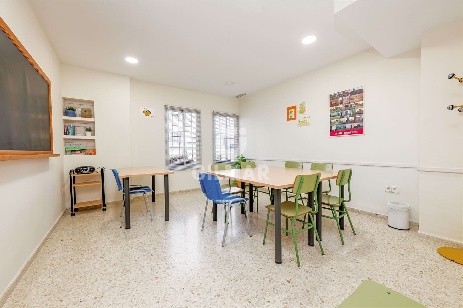 Erhverv til salg i El Puerto de Santa Maria - € 450.000 (Ref: 9654355)