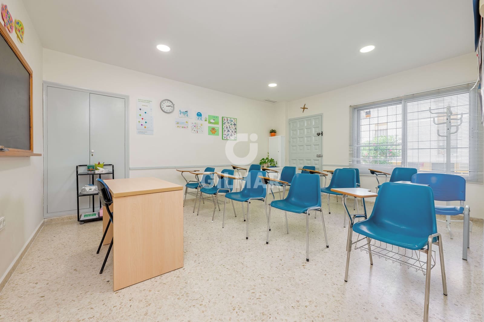 Erhverv til salg i El Puerto de Santa Maria - € 450.000 (Ref: 9654355)
