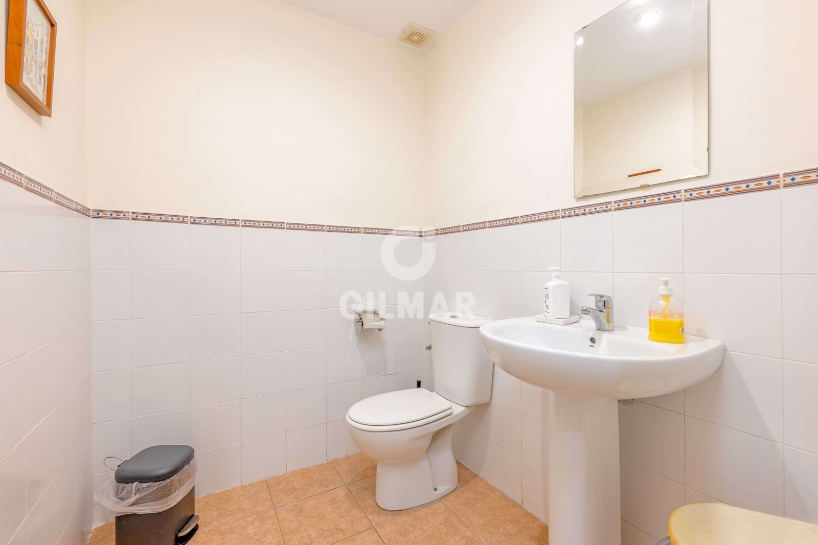 Erhverv til salg i El Puerto de Santa Maria - € 450.000 (Ref: 9654355)