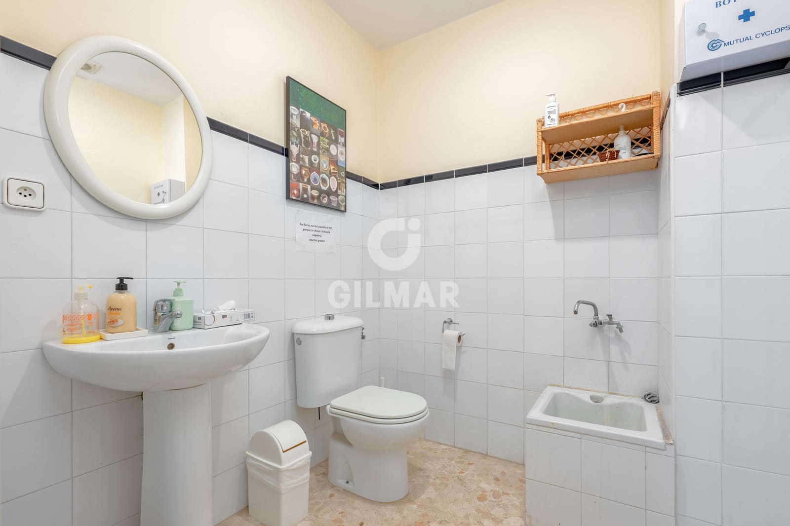 Erhverv til salg i El Puerto de Santa Maria - € 450.000 (Ref: 9654355)