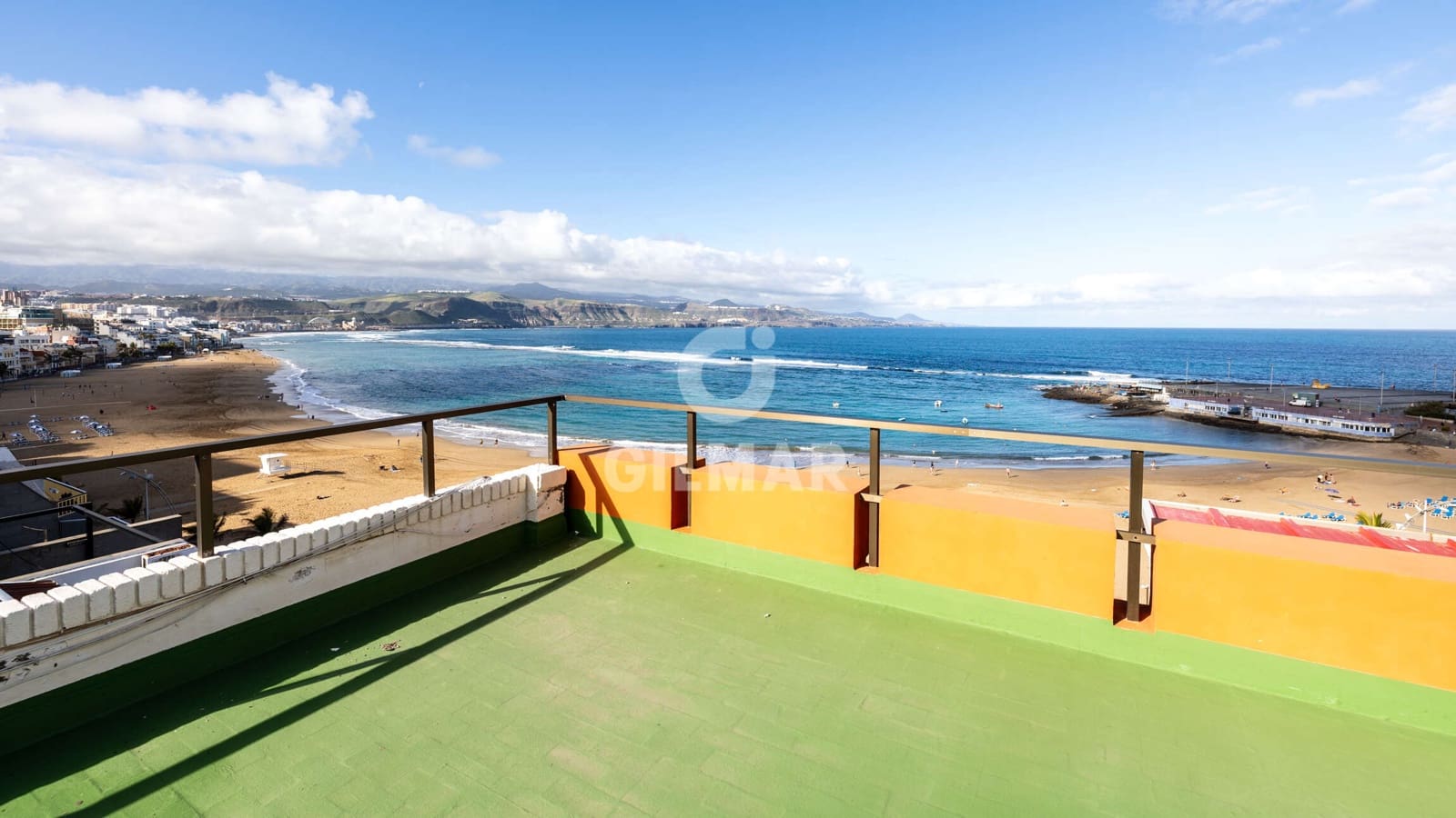 1 quarto Penthouse para venda em Las Palmas de Gran Canaria - 790 000 € (Ref: 9654357)