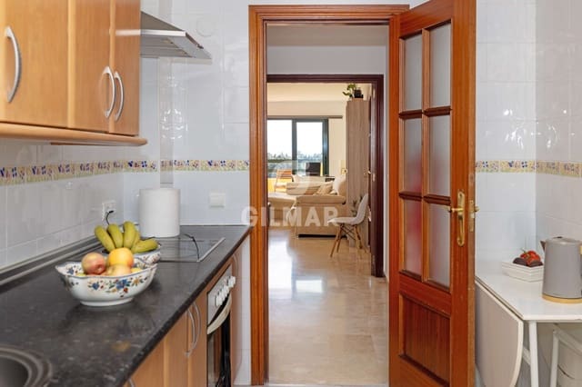 3 bedroom Penthouse for sale in La Concha - Resina Golf, Estepona with garage - € 595,000 (Ref: 9656515)