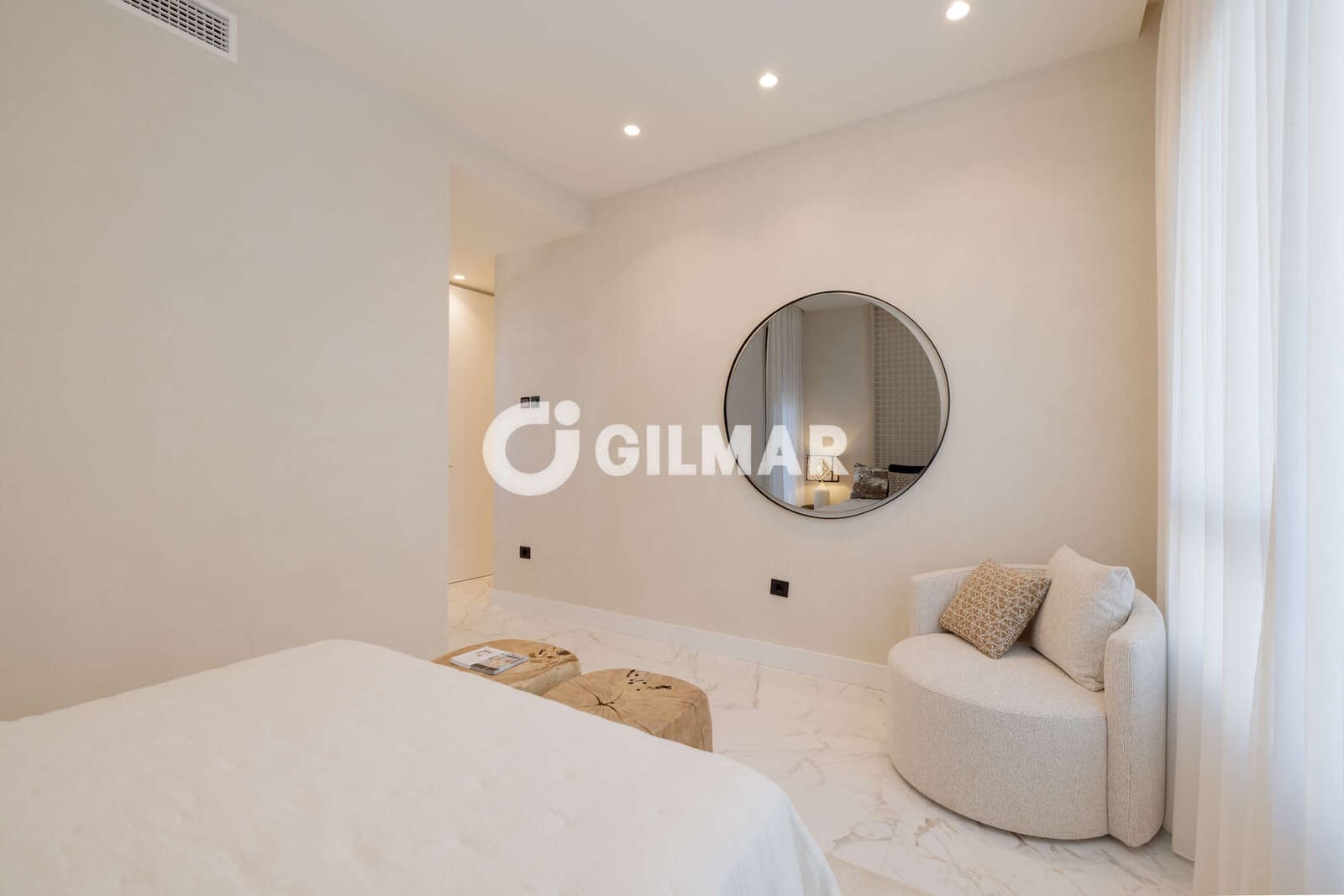 3 soverom Leilighet til salgs i Estepona med svømmebasseng garasje - € 1 258 290 (Ref: 9657020)