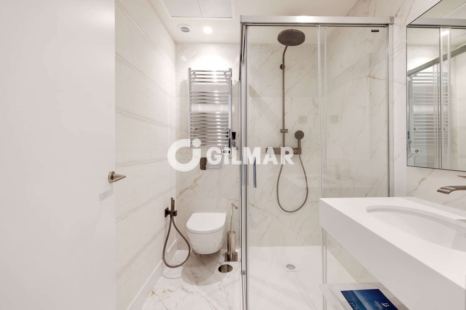 3 soverom Leilighet til salgs i Estepona med svømmebasseng garasje - € 1 258 290 (Ref: 9657020)