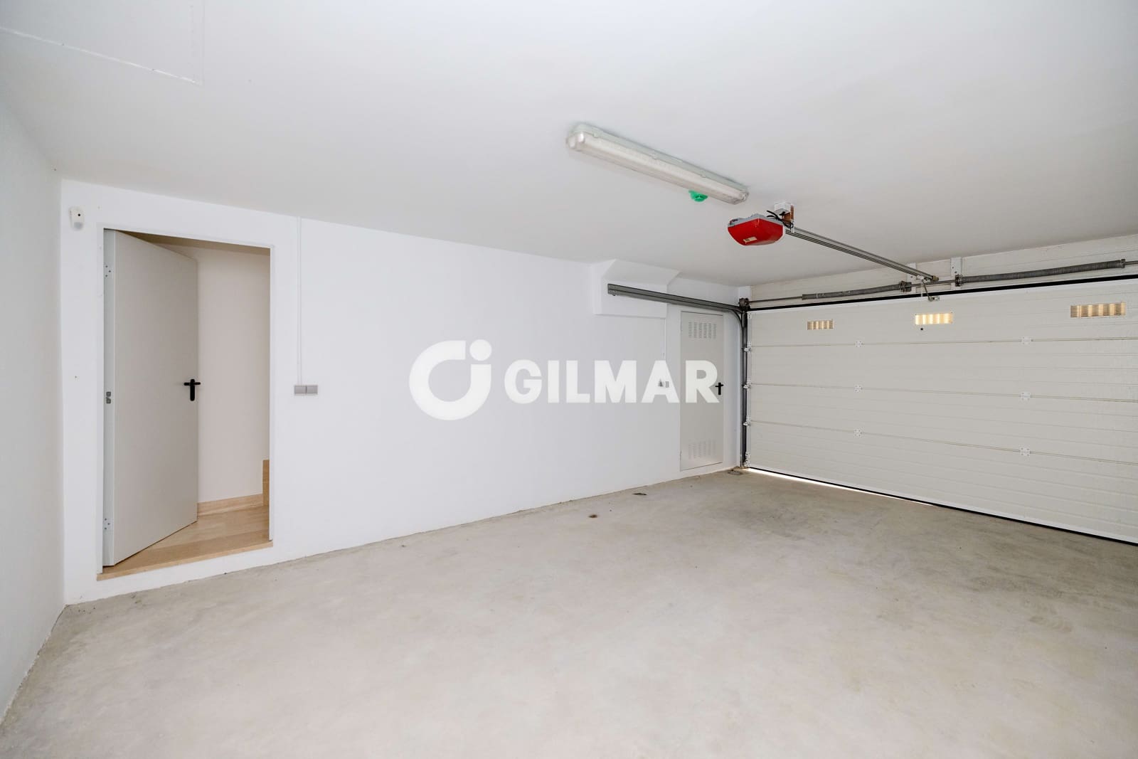 3 sypialnia Dom szeregowy na sprzedaż w Estepona z basenem garażem - 574 750 € (Ref: 9657027)