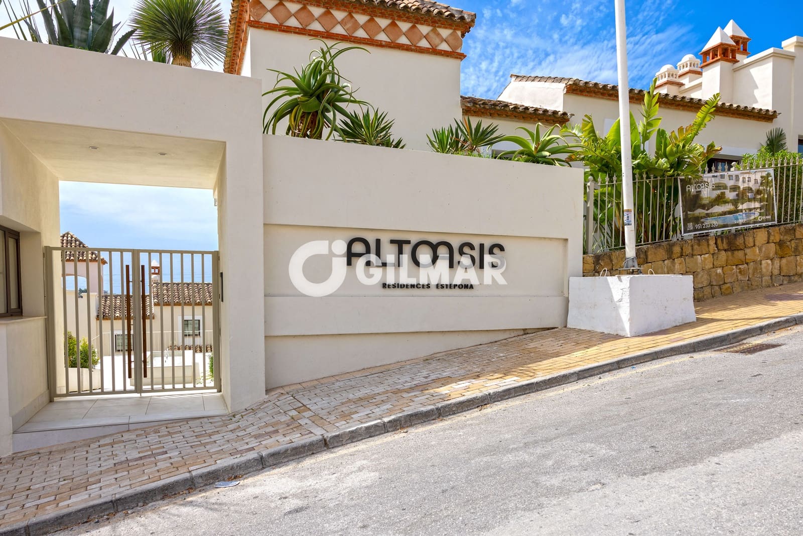 3 sypialnia Dom szeregowy na sprzedaż w Estepona z basenem garażem - 574 750 € (Ref: 9657027)