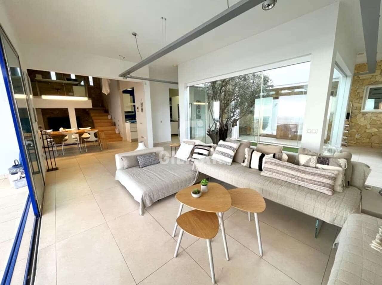 5 slaapkamer Villa te koop in Torviscas met zwembad garage - € 2.000.000 (Ref: 9658016)