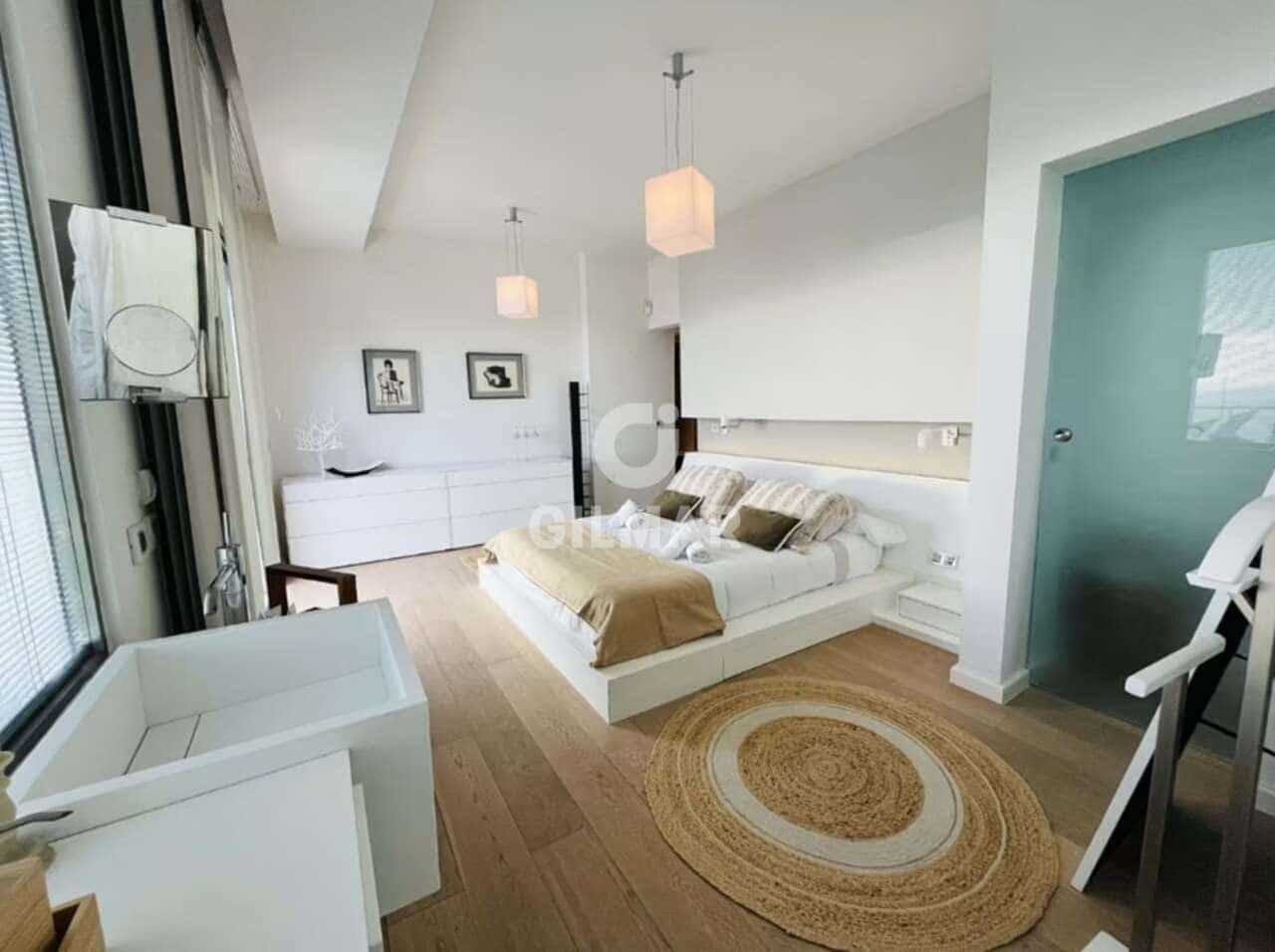 5 slaapkamer Villa te koop in Torviscas met zwembad garage - € 2.000.000 (Ref: 9658016)