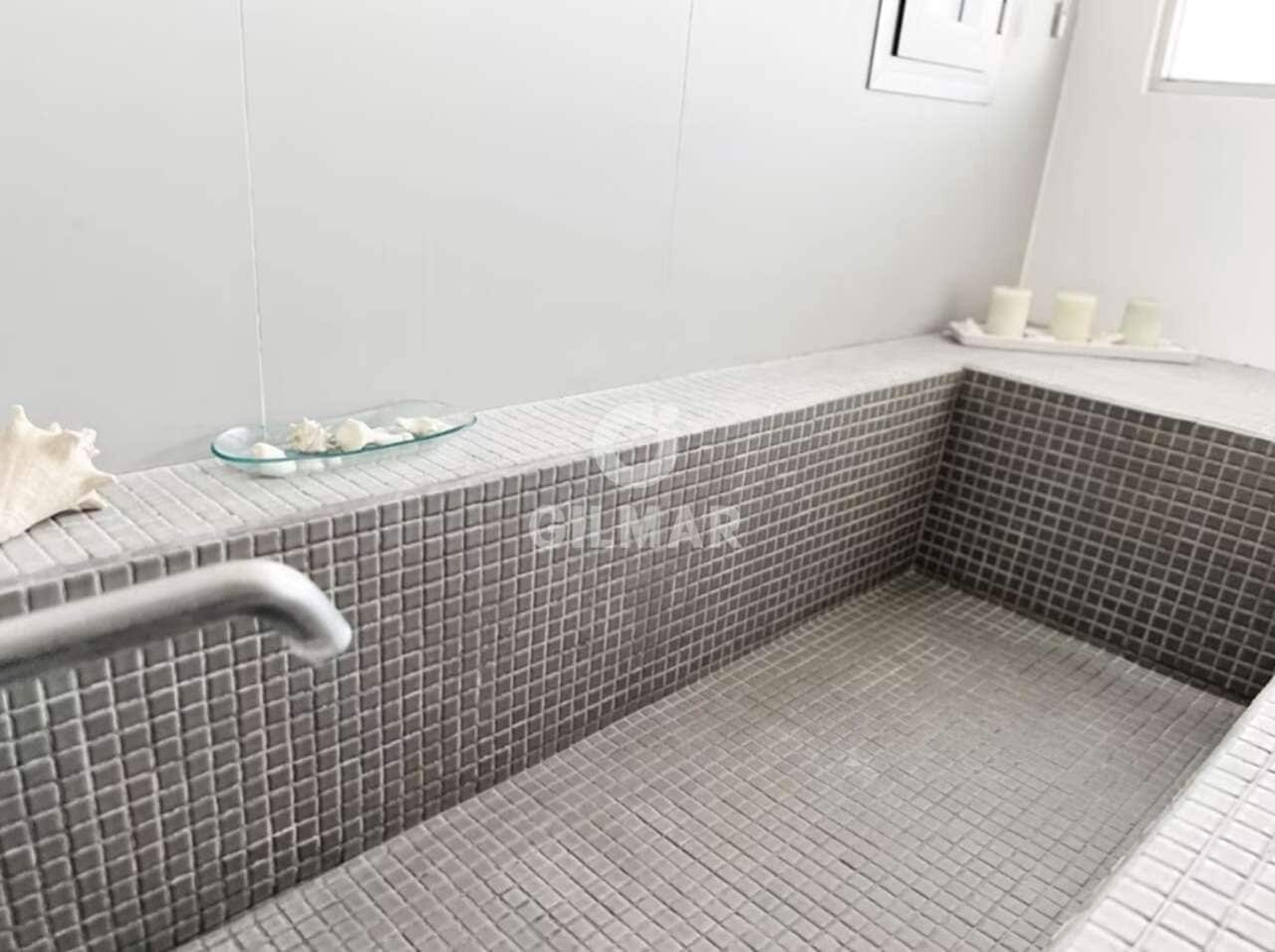 5 slaapkamer Villa te koop in Torviscas met zwembad garage - € 2.000.000 (Ref: 9658016)