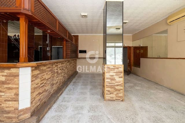 Kommersiell til salgs i Centro, Estepona - € 236 000 (Ref: 9658017)