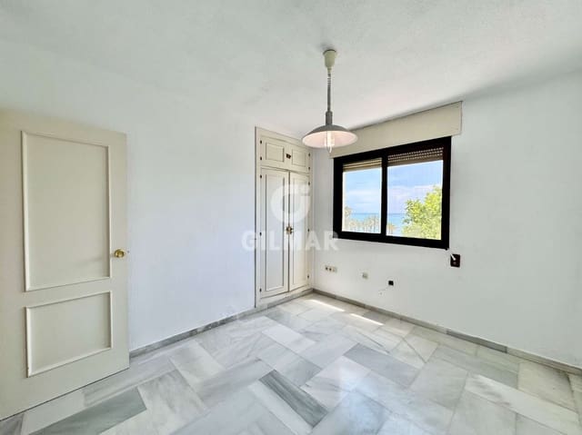 3 makuuhuone Asunto myytävänä paikassa Torremolinos mukana uima-altaan 
autotalli - 890 000 € (Ref: 9659776)