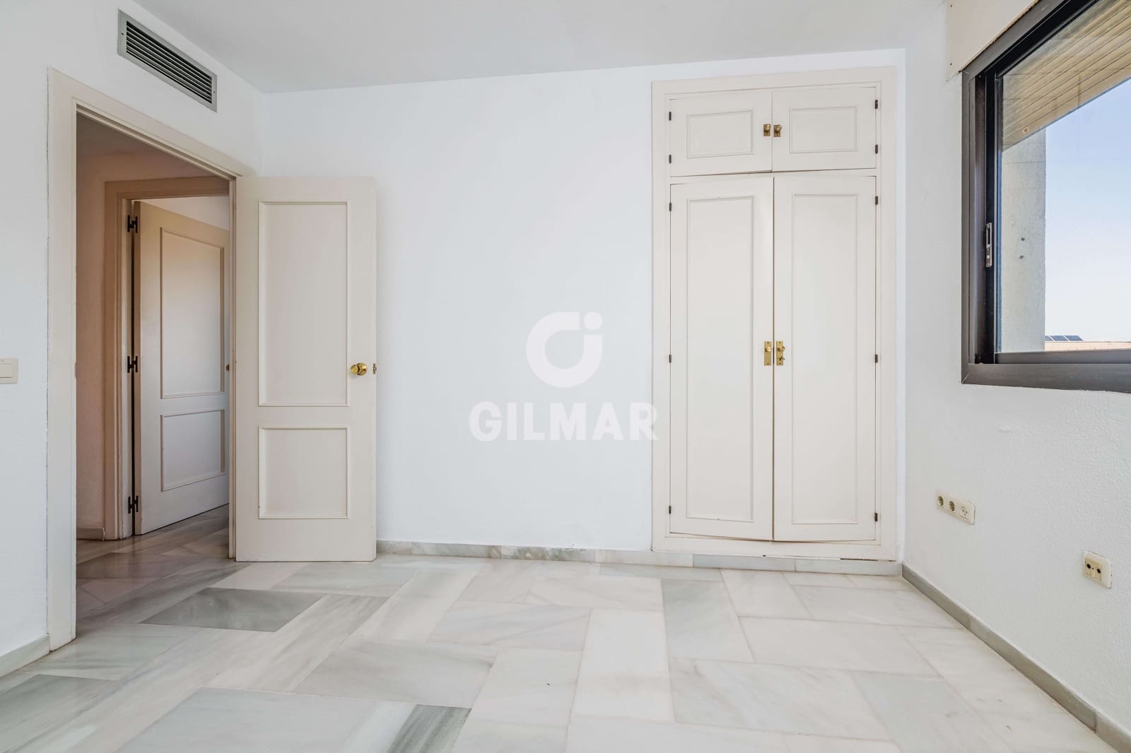 3 slaapkamer Flat te koop in Torremolinos met zwembad garage - € 800.000 (Ref: 9659776)