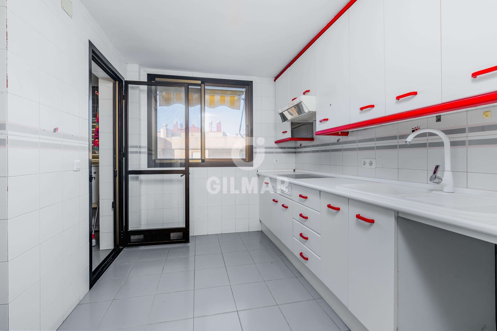 3 slaapkamer Flat te koop in Torremolinos met zwembad garage - € 800.000 (Ref: 9659776)