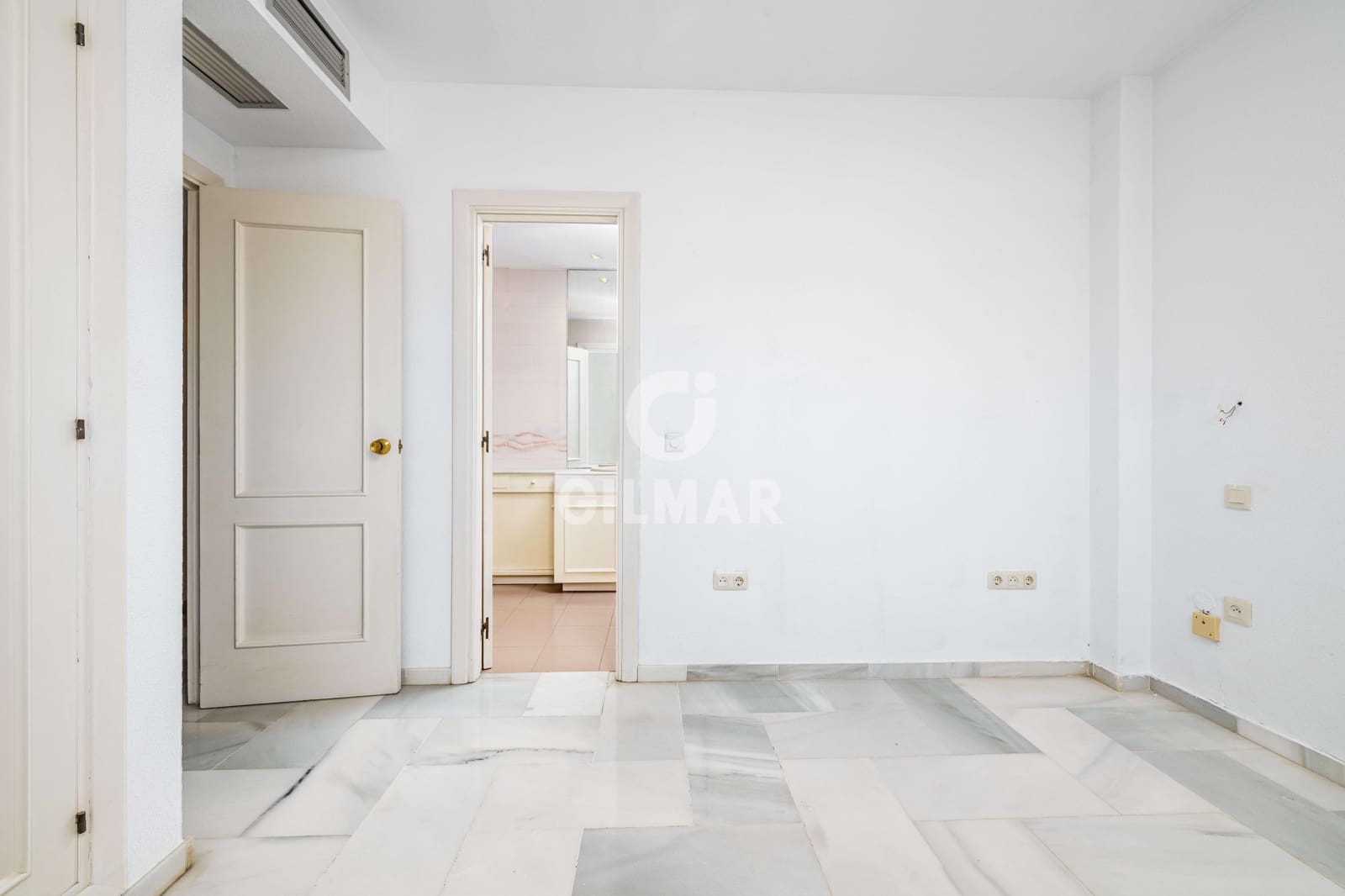 3 slaapkamer Flat te koop in Torremolinos met zwembad garage - € 800.000 (Ref: 9659776)