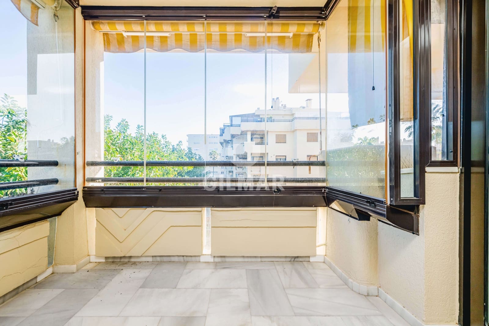 3 slaapkamer Flat te koop in Torremolinos met zwembad garage - € 800.000 (Ref: 9659776)