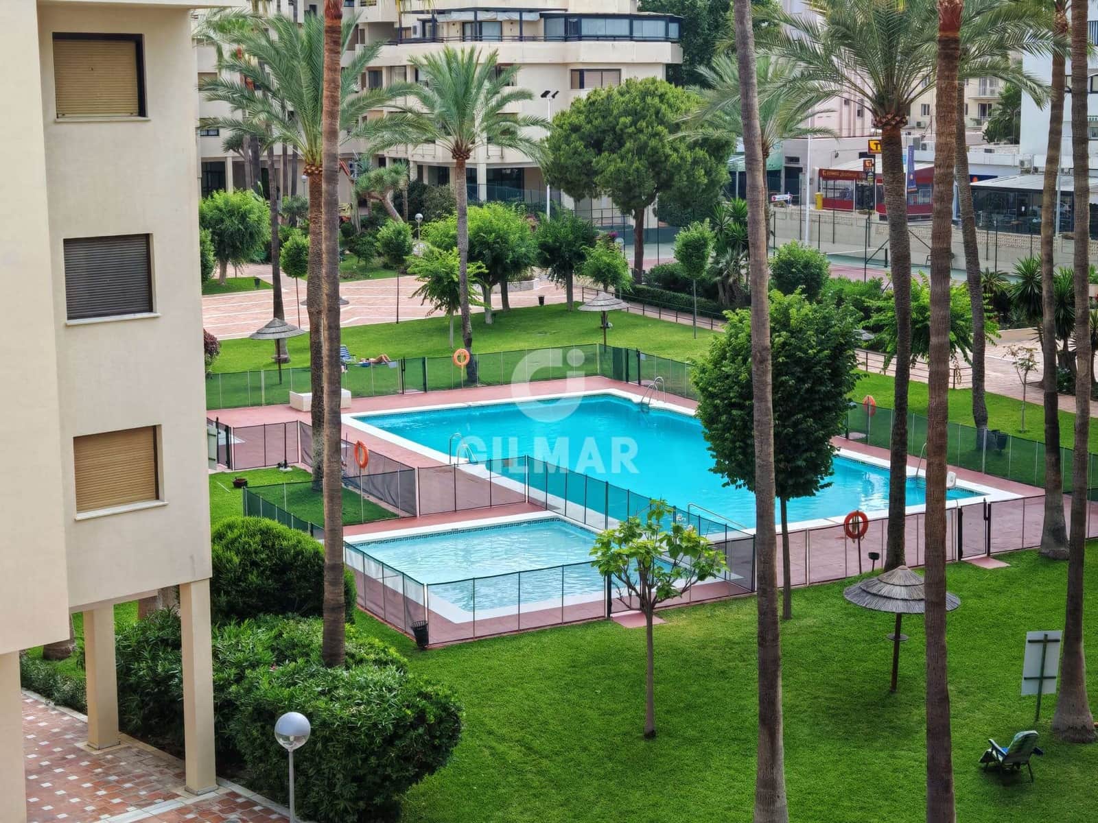 Piso de 3 habitaciones en Torremolinos en venta con piscina garaje - 745.000 € (Ref: 9659776)