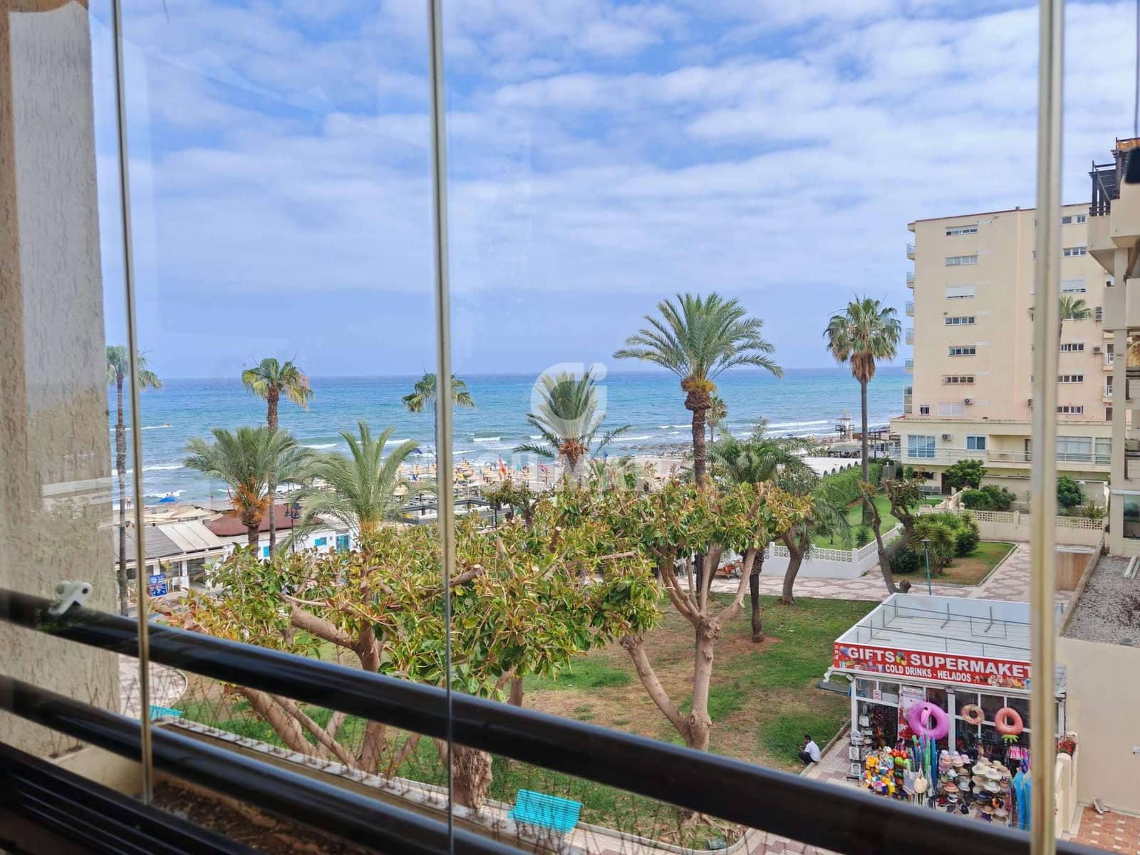 Piso de 3 habitaciones en Torremolinos en venta con piscina garaje - 745.000 € (Ref: 9659776)