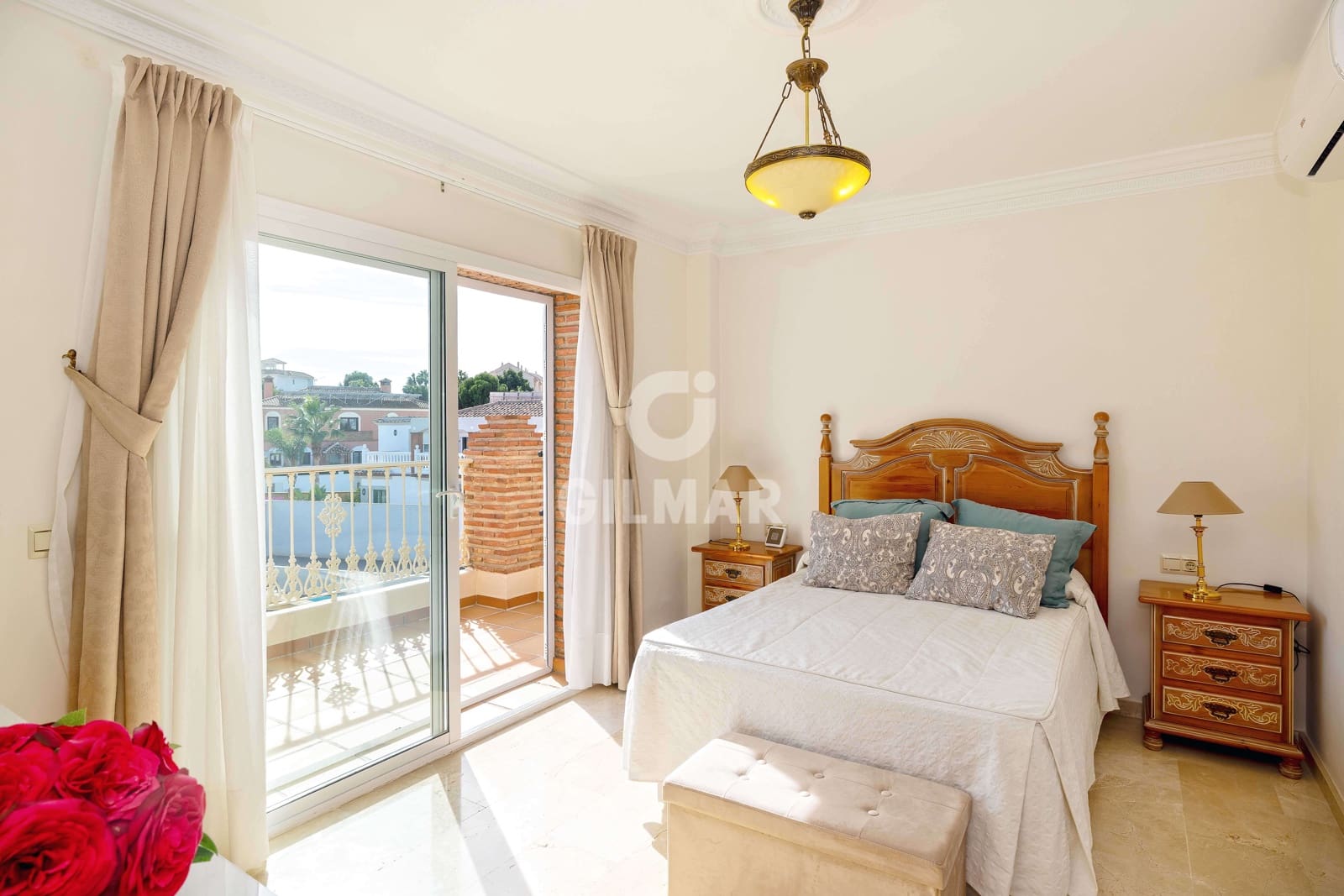 5 slaapkamer Villa te koop in Torrequebrada met zwembad - € 1.250.000 (Ref: 9659777)