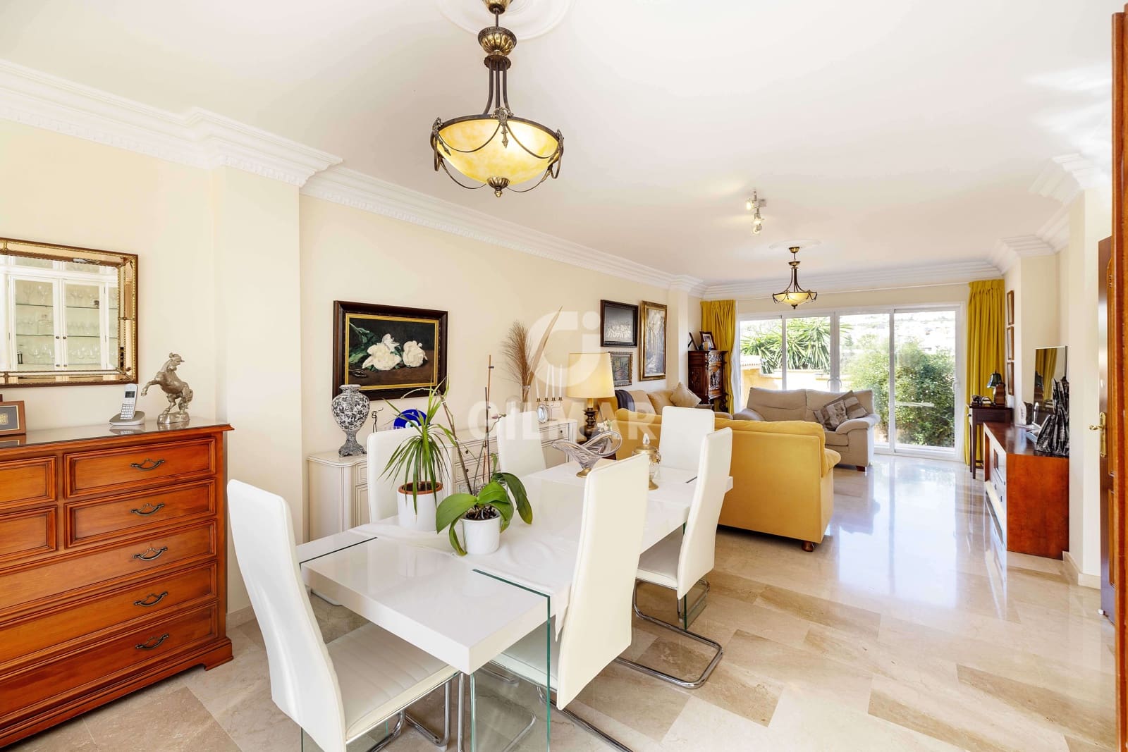 5 slaapkamer Villa te koop in Torrequebrada met zwembad - € 1.250.000 (Ref: 9659777)