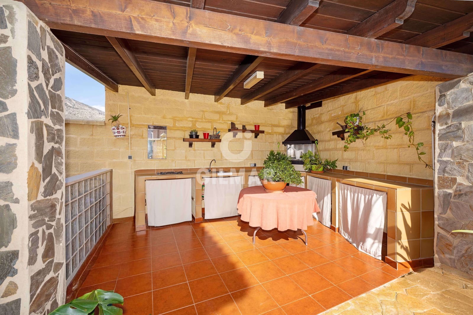 5 slaapkamer Villa te koop in Torrequebrada met zwembad - € 1.250.000 (Ref: 9659777)