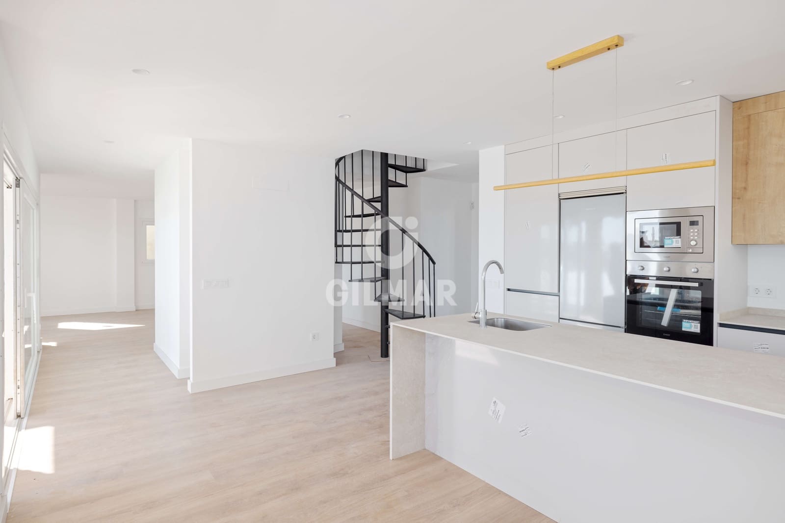 3 makuuhuone Asunto myytävänä paikassa Torremolinos mukana uima-altaan 
autotalli - 590 000 € (Ref: 9659778)