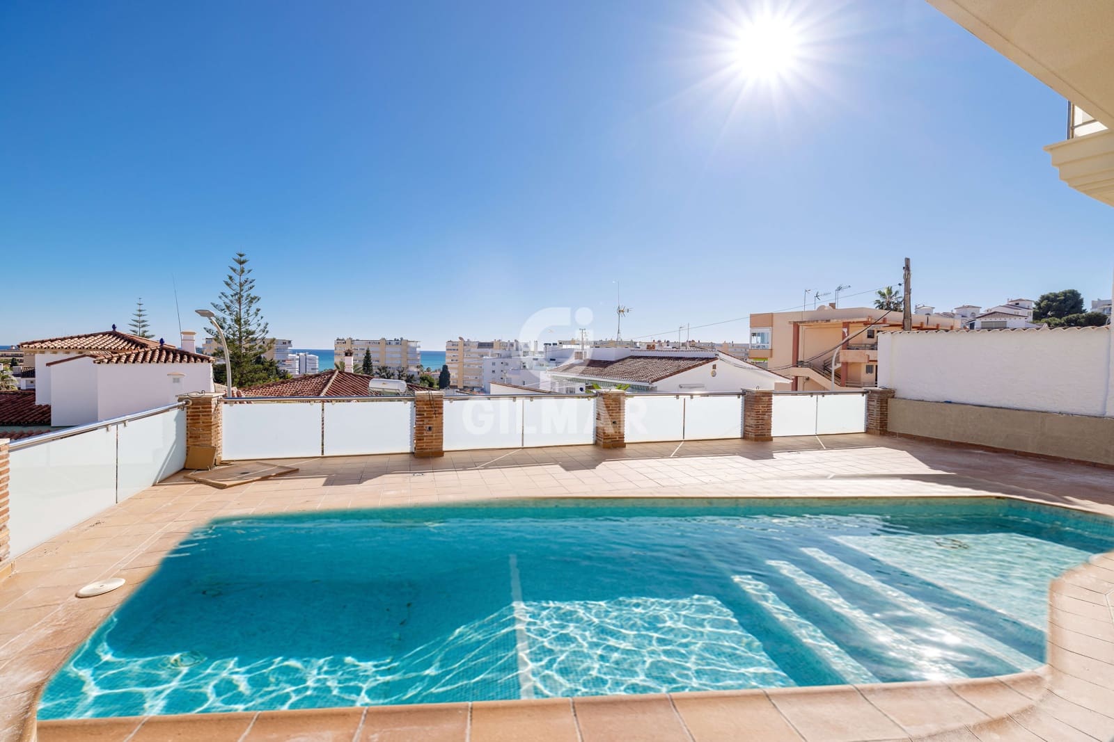 3 makuuhuone Asunto myytävänä paikassa Torremolinos mukana uima-altaan 
autotalli - 590 000 € (Ref: 9659778)