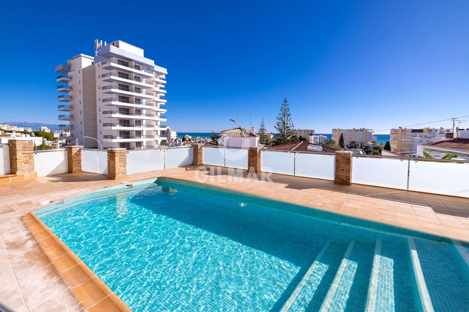 3 makuuhuone Asunto myytävänä paikassa Torremolinos mukana uima-altaan 
autotalli - 590 000 € (Ref: 9659778)