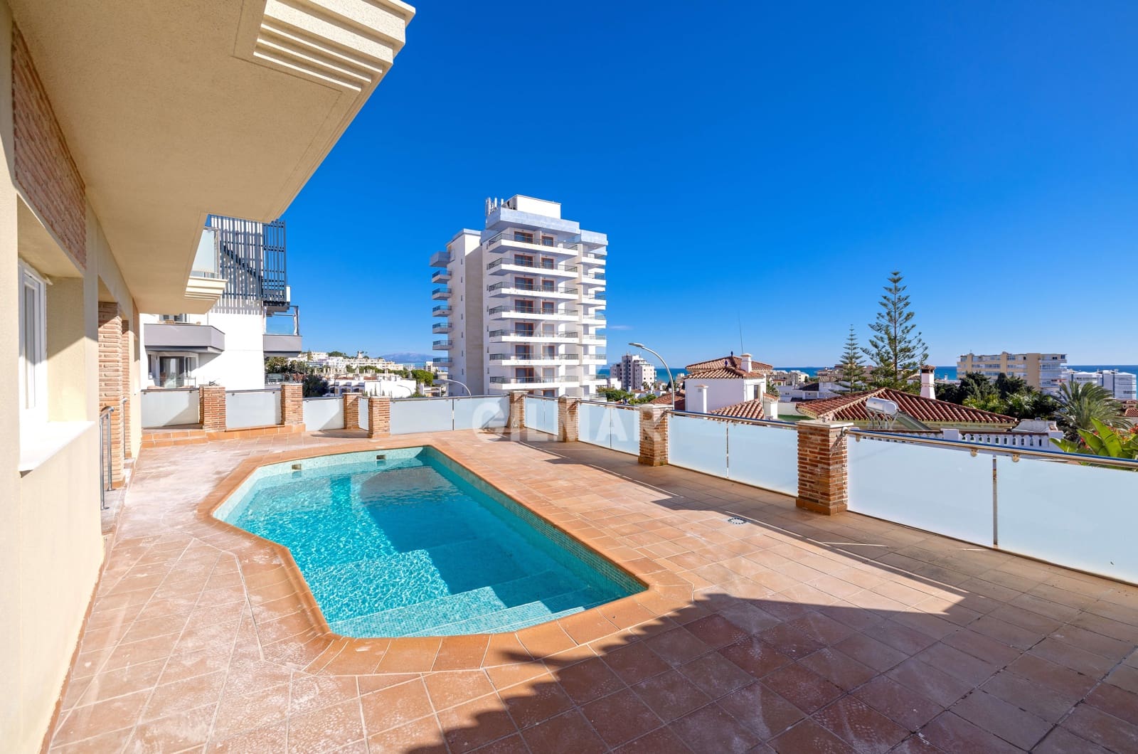 3 makuuhuone Asunto myytävänä paikassa Torremolinos mukana uima-altaan 
autotalli - 590 000 € (Ref: 9659778)