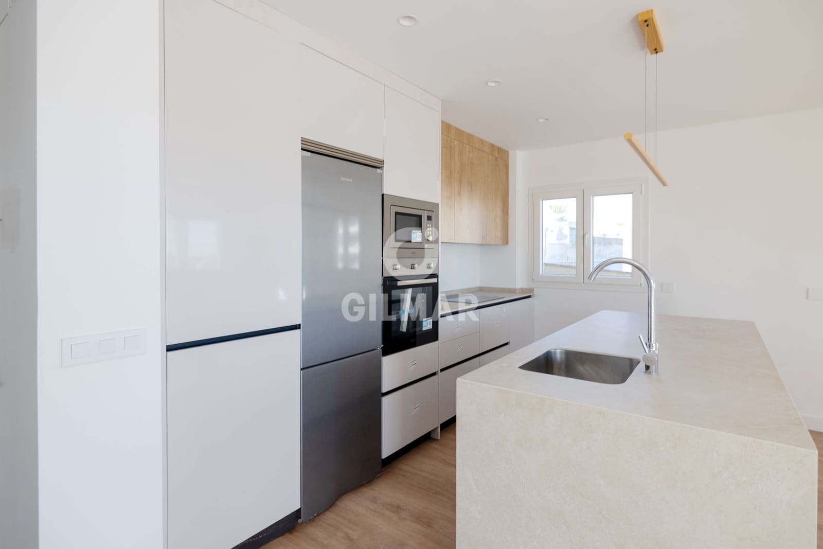 3 makuuhuone Asunto myytävänä paikassa Torremolinos mukana uima-altaan 
autotalli - 590 000 € (Ref: 9659778)