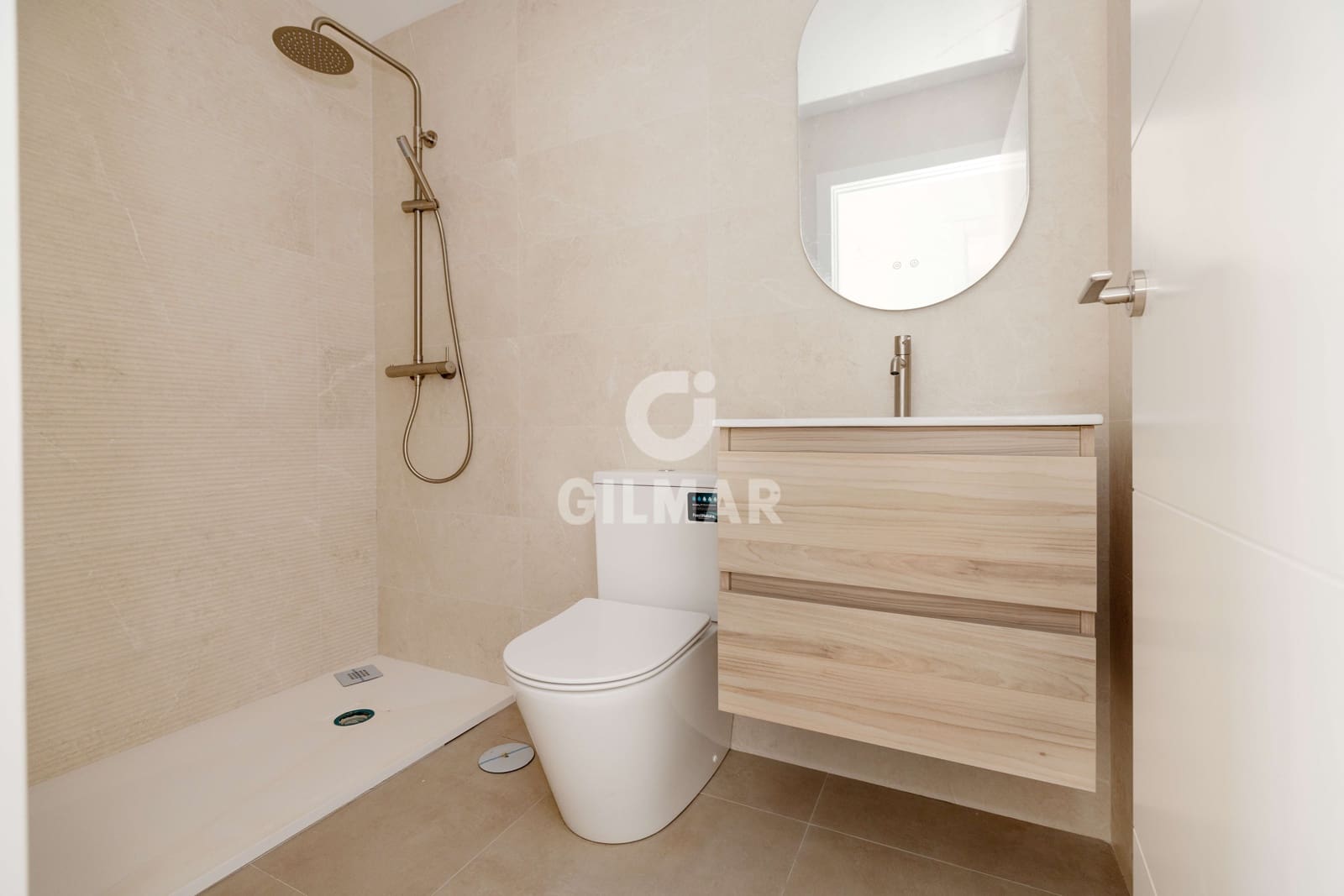 3 makuuhuone Asunto myytävänä paikassa Torremolinos mukana uima-altaan 
autotalli - 590 000 € (Ref: 9659778)