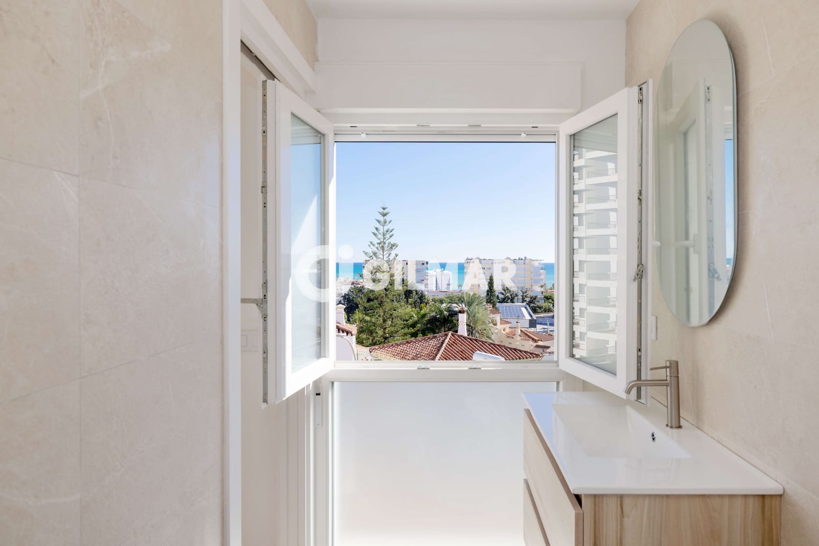 3 Zimmer Wohnung zu verkaufen in Torremolinos mit Pool Garage - 570.000 € (Ref: 9659778)
