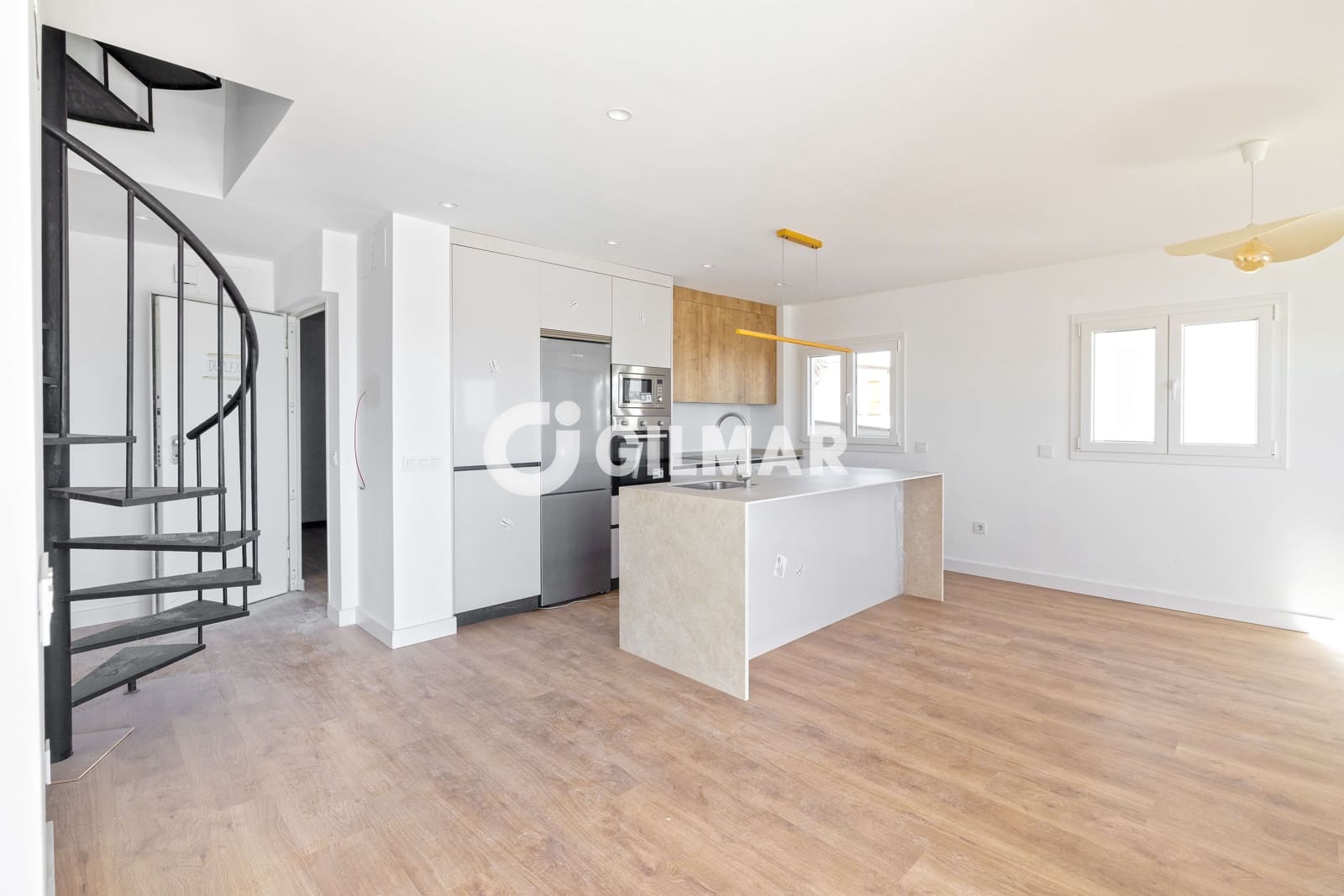 3 Zimmer Wohnung zu verkaufen in Torremolinos mit Pool Garage - 570.000 € (Ref: 9659778)