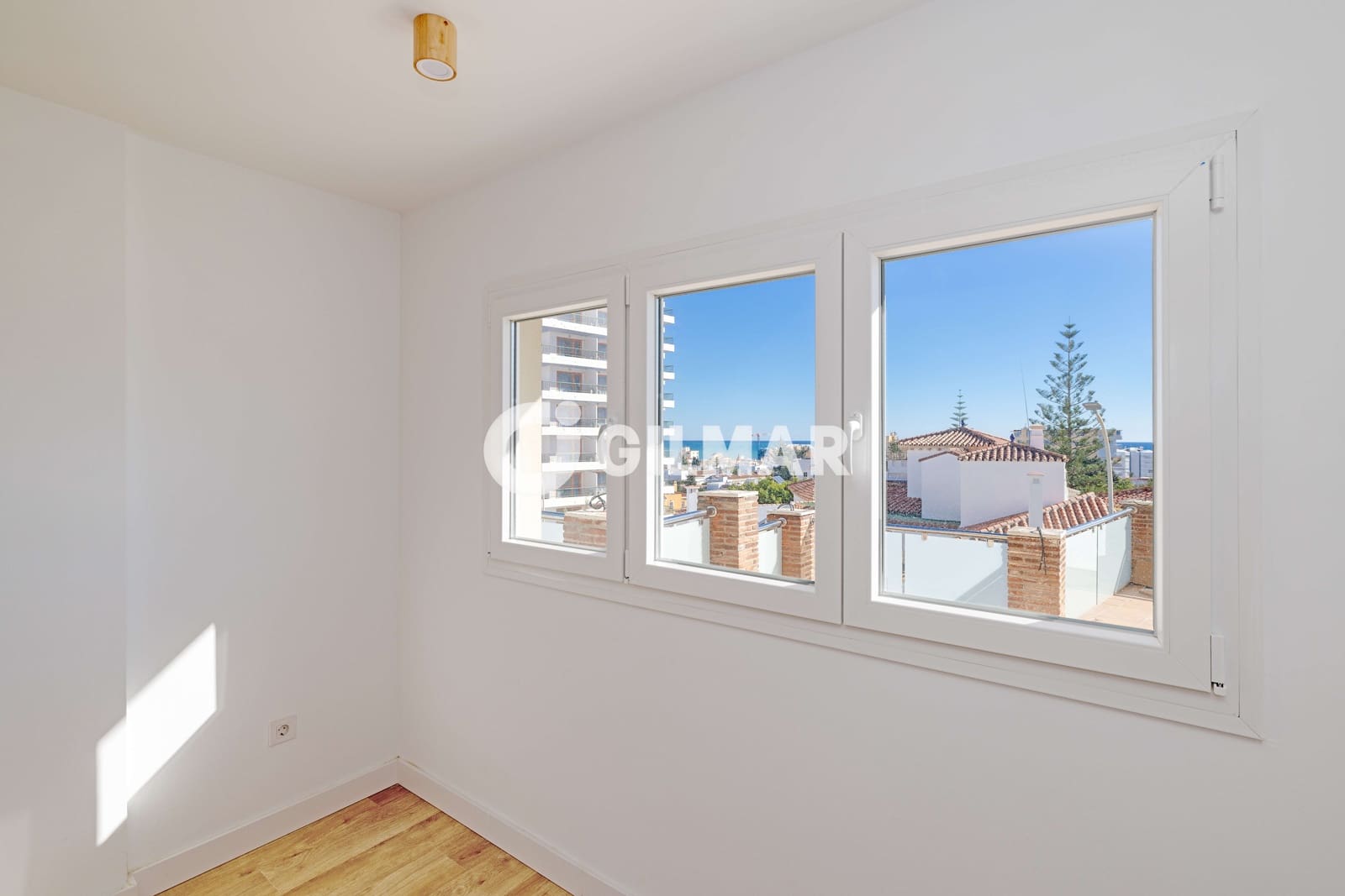 3 Zimmer Wohnung zu verkaufen in Torremolinos mit Pool Garage - 570.000 € (Ref: 9659778)