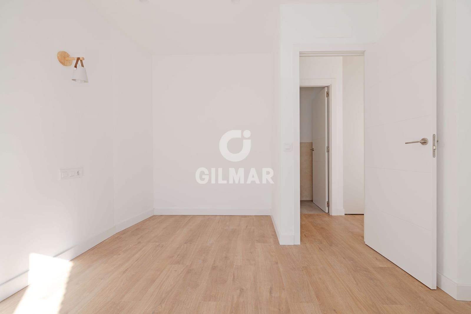 1 sypialnia Mieszkanie na sprzedaż w Torremolinos z basenem garażem - 299 000 € (Ref: 9659779)