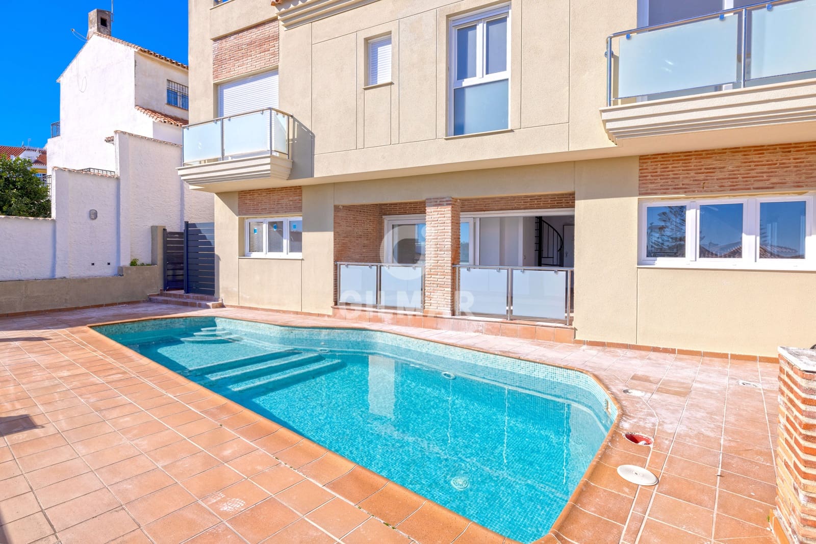 1 sypialnia Mieszkanie na sprzedaż w Torremolinos z basenem garażem - 299 000 € (Ref: 9659779)