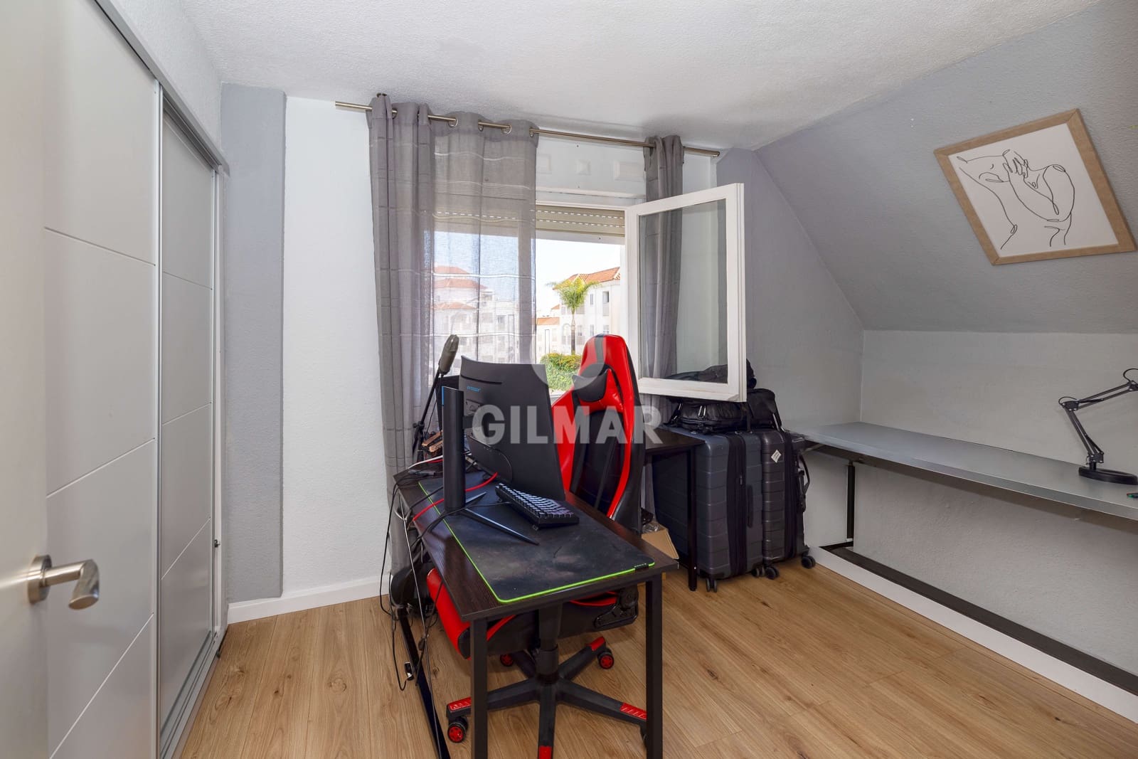 2 slaapkamer Flat te koop in Torremolinos met zwembad - € 265.000 (Ref: 9659783)