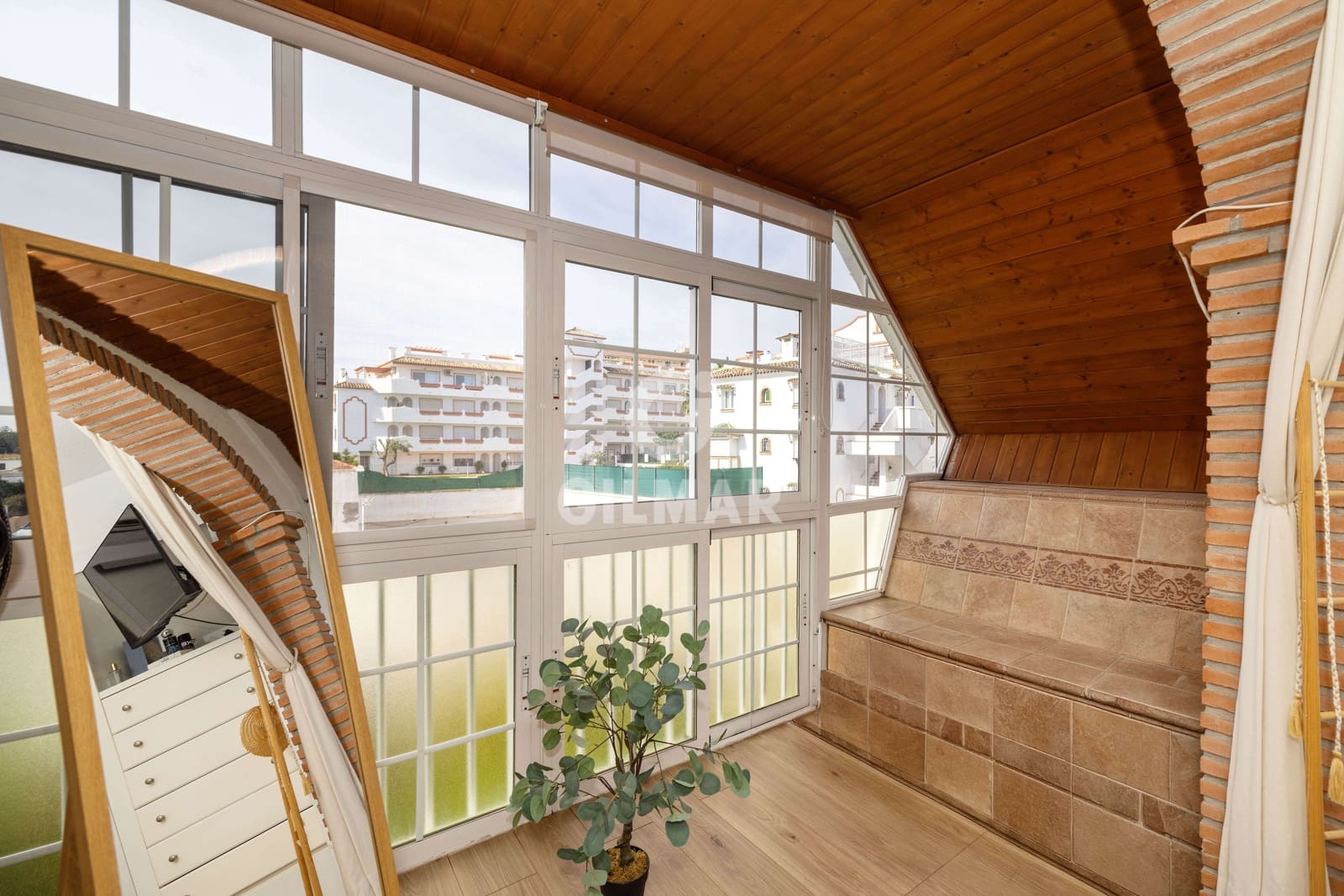 2 slaapkamer Flat te koop in Torremolinos met zwembad - € 265.000 (Ref: 9659783)