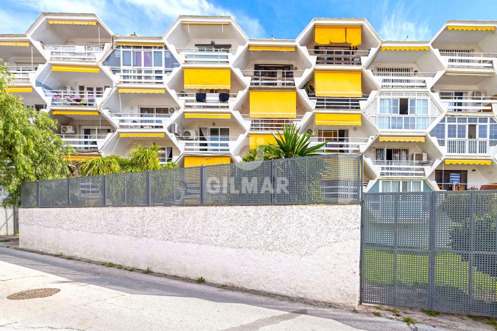 2 slaapkamer Flat te koop in Torremolinos met zwembad - € 265.000 (Ref: 9659783)