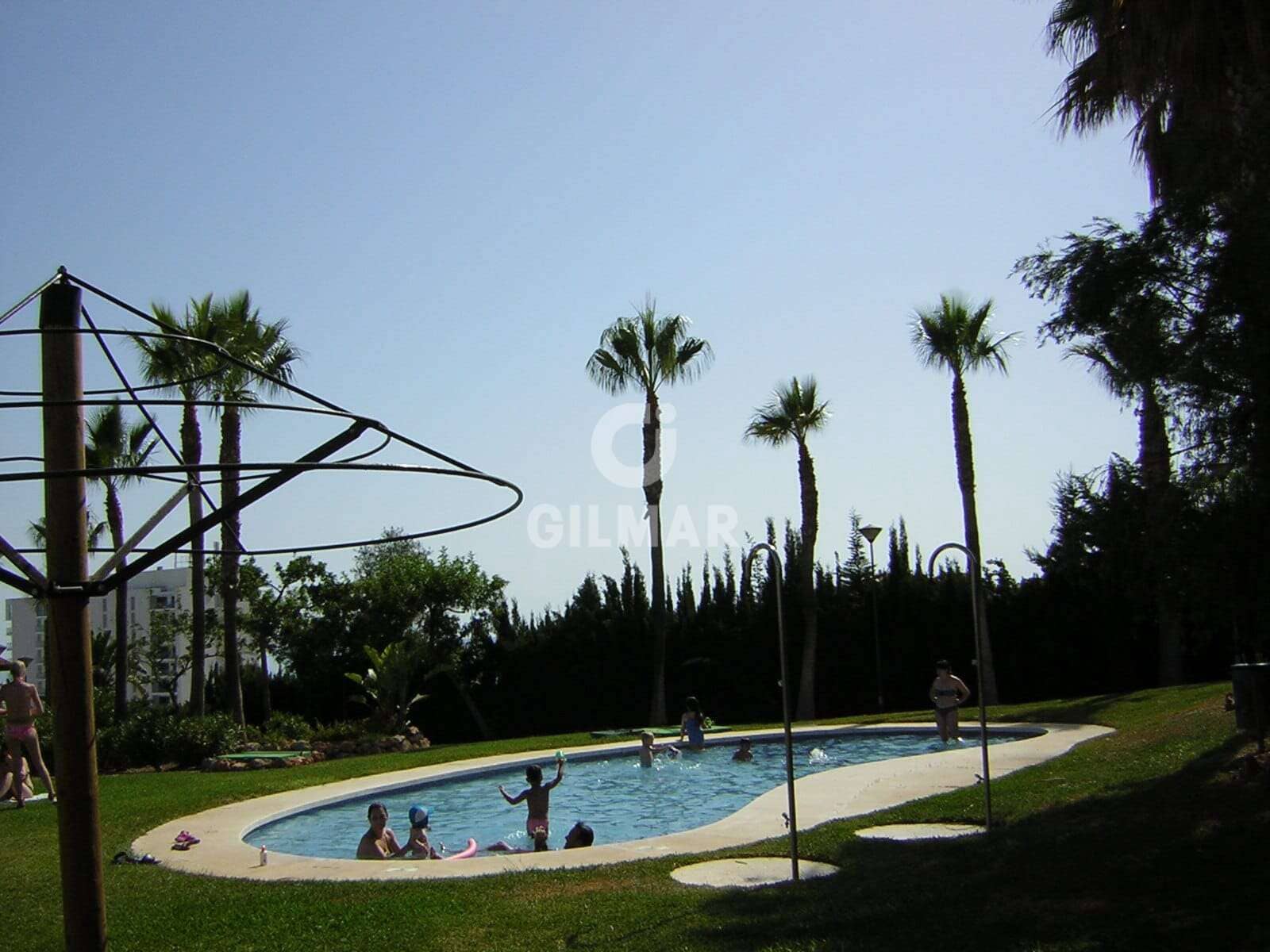 2 slaapkamer Flat te koop in Torrequebrada met zwembad garage - € 345.000 (Ref: 9659790)