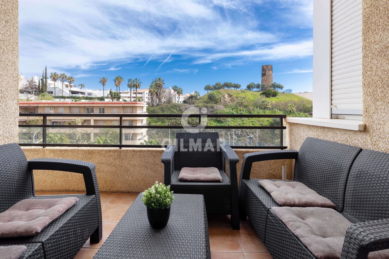 2 slaapkamer Flat te koop in Torrequebrada met zwembad garage - € 345.000 (Ref: 9659790)