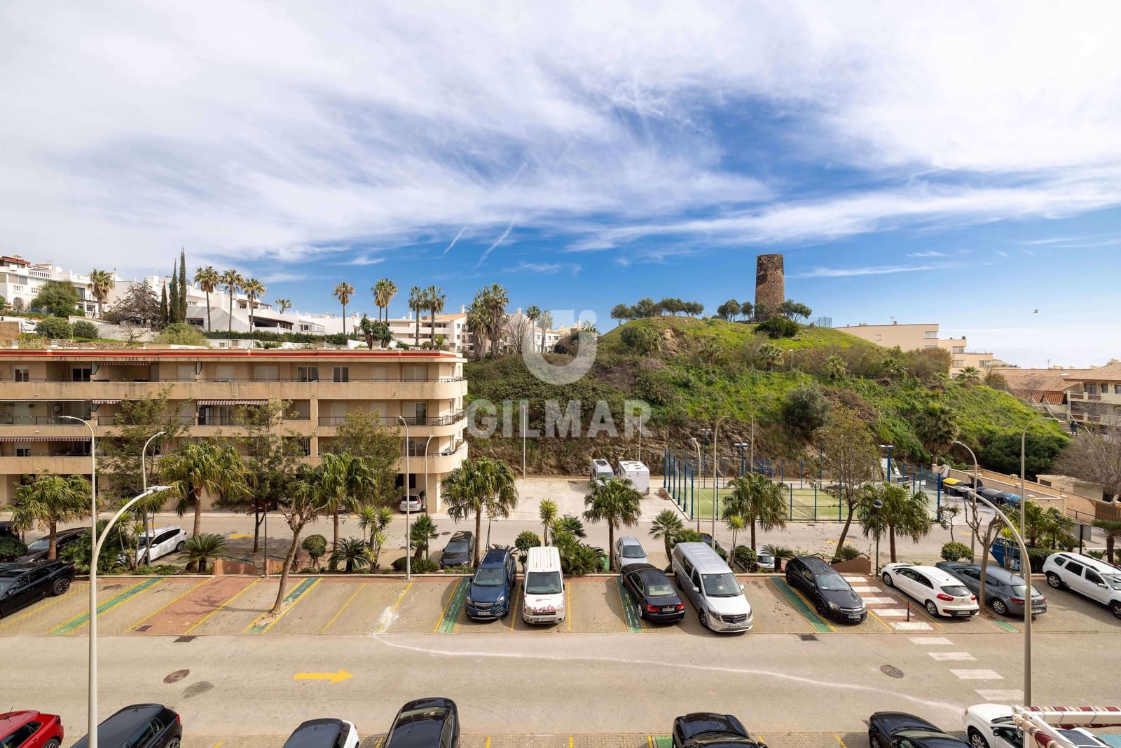 2 slaapkamer Flat te koop in Torrequebrada met zwembad garage - € 345.000 (Ref: 9659790)